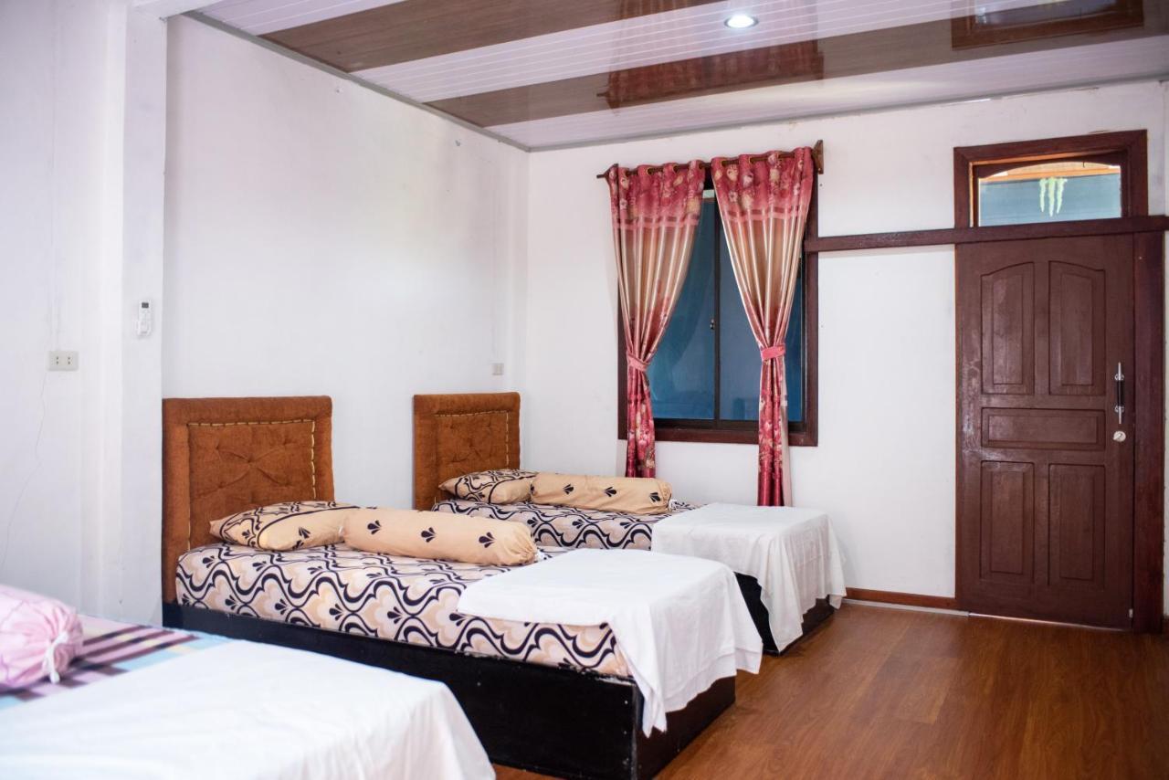 Апартаменти Yuni Surf House Lagudri Номер фото